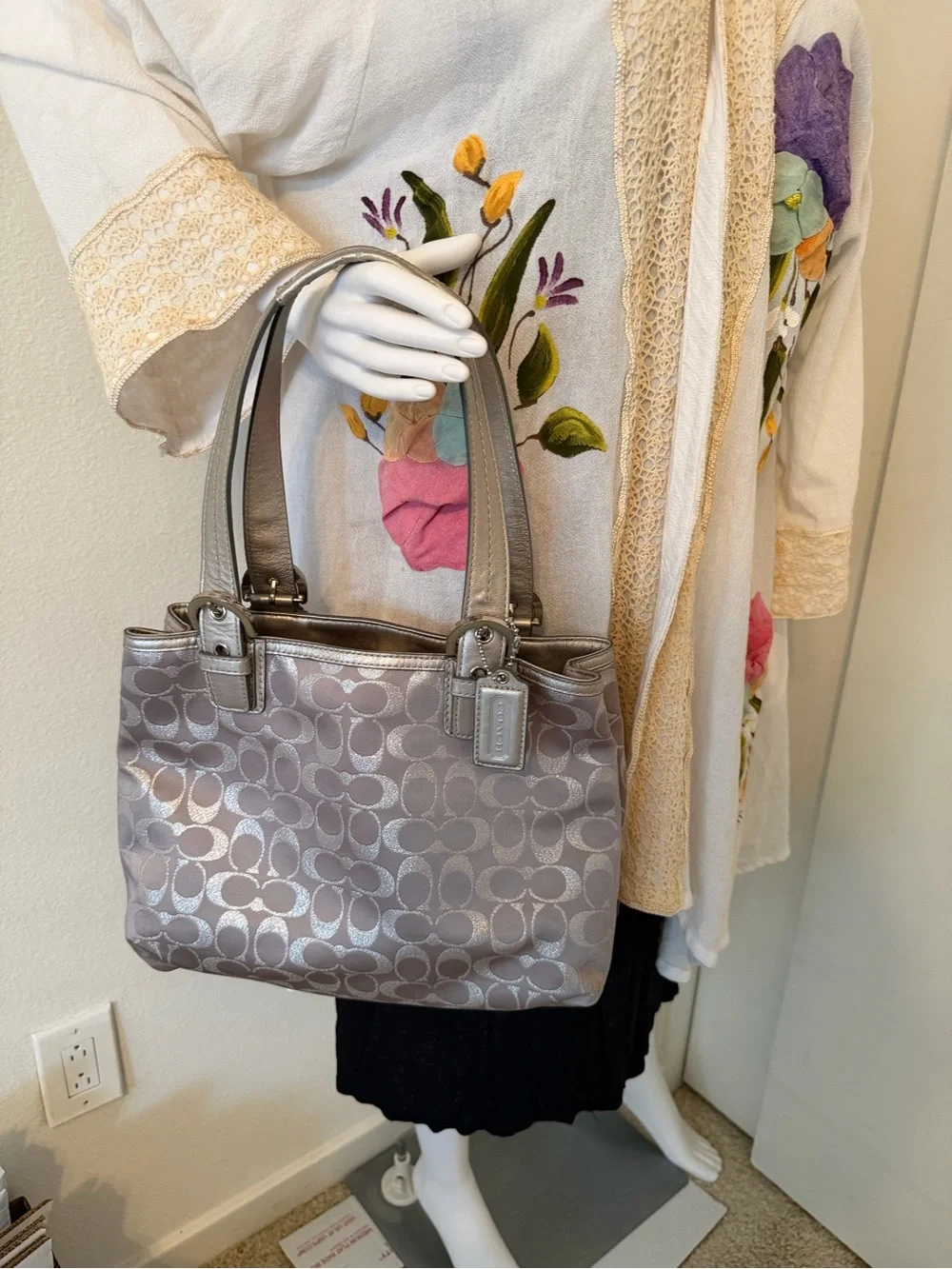 Coach Silver Signature Jacquard Shoulder Tote Free Coachie tag